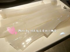 宽粉-牛德亨臻牛潮汕火锅(万邦时代店)
