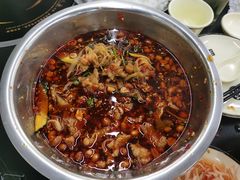 -周良天山牛杂城(天山路总店)