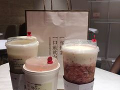 霸气芝士草莓-奈雪的茶(skp店)