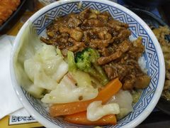 特色卤肉饭-吉野家(成都时代奥莱店)