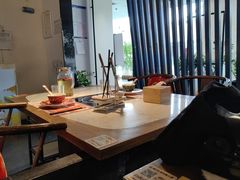 -尚尚仙·酸汤猪手·猪肚鸡火锅(华联万柳购物中心店)