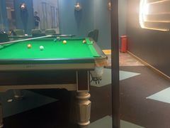 -夜时尚台球俱乐部(汉阳摩尔城店)