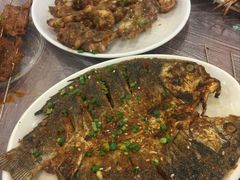 烤鲫鱼-沈记烧烤海鲜(江汉二路店)