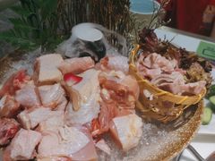 -洪氏嗨捞·猪肚鸡火锅(阳光天地店)