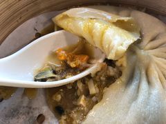 蟹粉汤包-朱洪元苏式面馆(绿宝广场店)