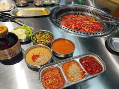 -马路牙子烧烤音乐酒馆(望京店)