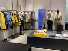 -URBAN REVIVO(北京大兴凯德MALL店)