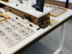 -无界眼镜MaxLess(南翔印象城店)