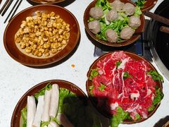 -贵府酸汤牛肉火锅·贵州老字号(飞山街店)