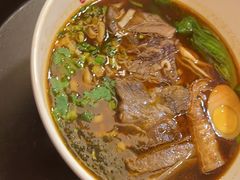 -康师傅私房牛肉面(申虹店)