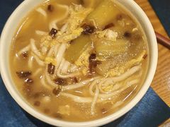 -鹊华居·地道鲁菜·海鲜·融合味(大明湖店)