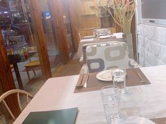 靠窗位-LUCCA卢卡西班牙海鲜饭(远洋广场店)
