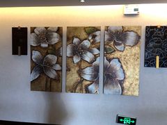 -昆明朗威酒店(昆明站火车站双桥夜市风情街店)