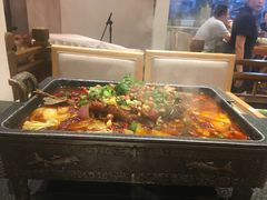 -万重锦·人文川菜馆(骡马市店)