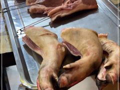 -179甘洛烤猪(总店)
