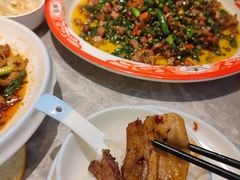 -自贡盐帮菜·玩辣餐厅(樱花园西街店)