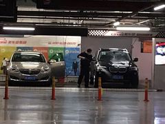 -九六广场-停车场