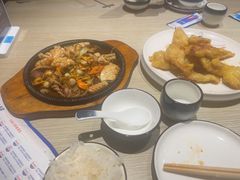 -小船渔村•大连菜•大连焖鱼(黄河路店)