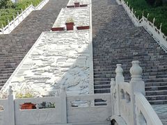 -鸡鸣山旅游风景区
