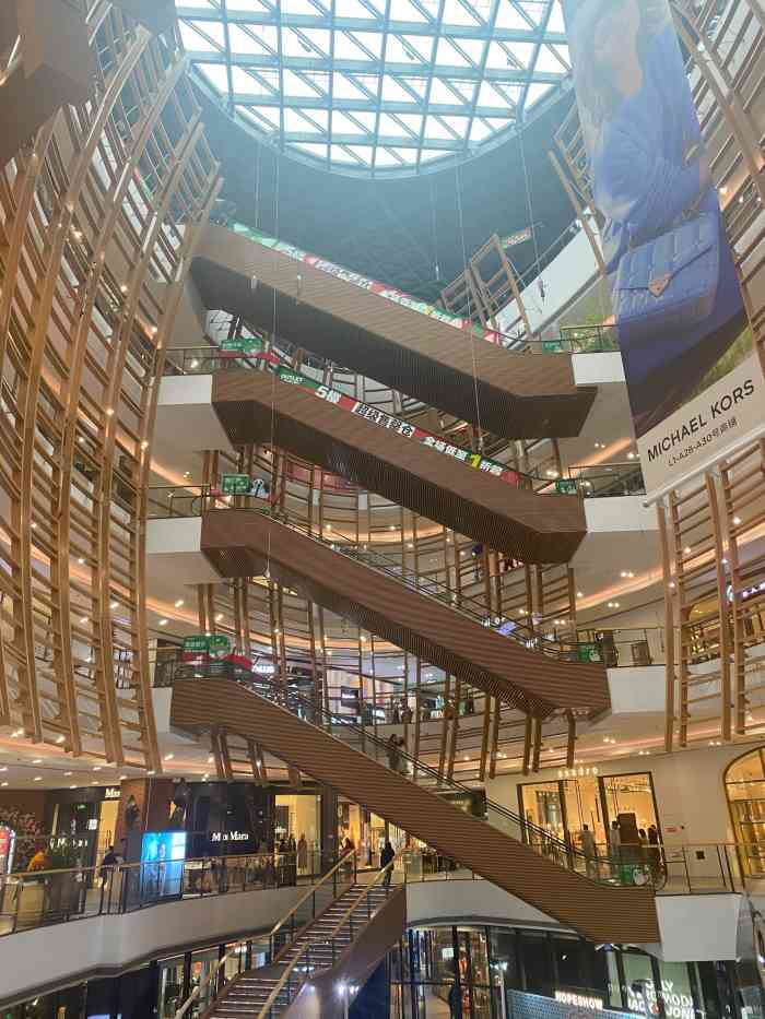 砂之船奥莱(南京江宁店)-"这是我来过最差的商场 没有之一 原因.