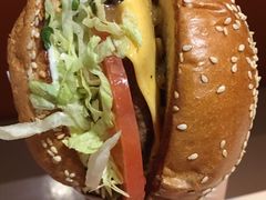 -The Habit Burger Grill 哈比特汉堡(复兴soho店)