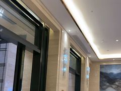 -王牌国际酒店(深圳北站店)