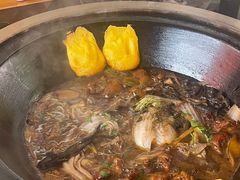 -山妹子铁锅炖