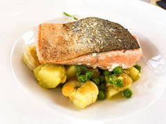 -Bully Hayes Restaurant & Bar