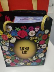 -ANNA SUI