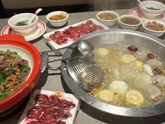 -八合里潮汕鲜牛肉火锅(上海汇智广场店)