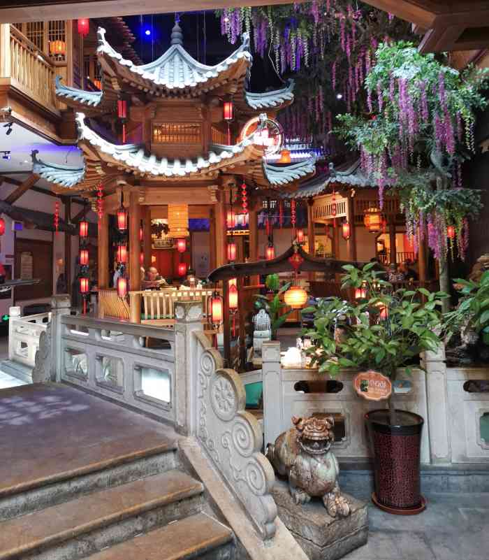 孙大厨鸽子馆(三元店)-"[薄荷]环境:七月份最后一天,好巴适,.