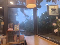 -猫的天空之城概念书店(景德镇陶溪川店)