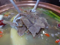 黑牦牛肉火锅-云南妈妈特色菜缘滋缘味