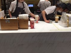 -奈雪的茶(湖滨银泰in77C区PRO店)
