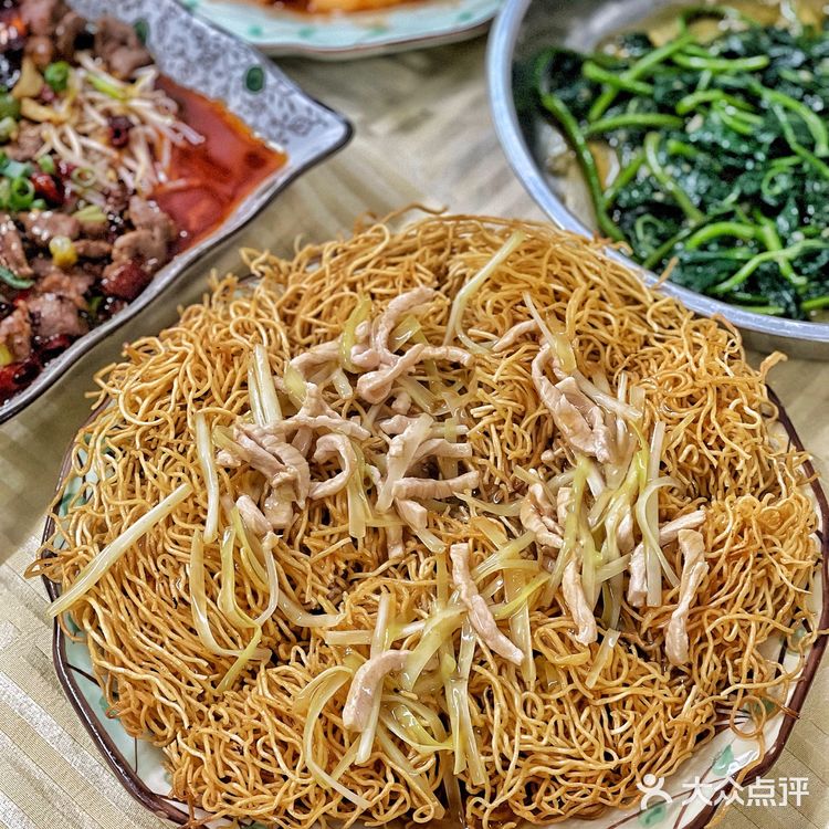 巷仔里噶老广小店都咁抵食夹大件的吗…