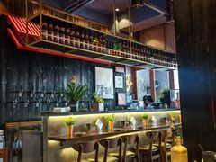 -8PINTS八品脱·日料·烧鸟·精酿小酒馆(莘庄店)