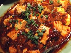 麻婆牛肝菌豆腐-弄堂里·寻味杭州(湖滨银泰in77C区店)