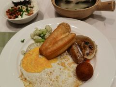 -上海虹桥祥源希尔顿酒店