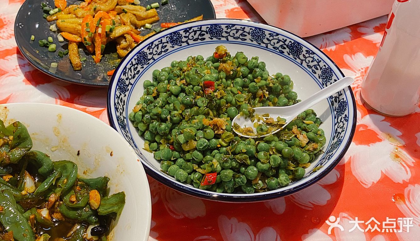 超好吃的长沙菜！走过路过不要错过 彭耕记.猪油炒小菜