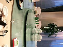 -双子楼大酒店(城开国际写字楼店)