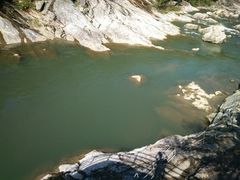 -燕子河大峡谷天坑仙境