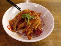 猪耳朵-晶华冠军牛肉面坊