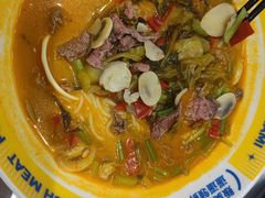 -粉小主·贵州酸汤牛肉粉(南京仙林金鹰店)