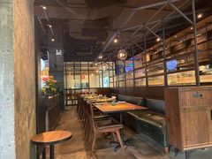 -Carbon莫卡哆·意大利复古集市餐厅(杭州大厦店)