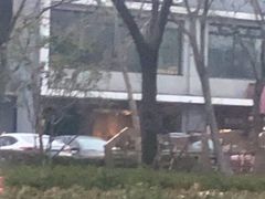 -麦当劳(友谊路得来速店)