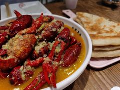 -叶派龙虾•招牌香辣蟹·海鲜(中海国际店)