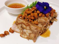 -HOMES上海本帮菜(襄阳公园店)