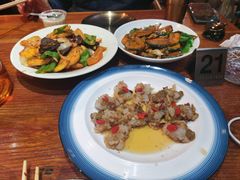 -柴窝堡22号辣子鸡·传承新疆菜