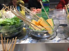哈密瓜-百品聚旋转火锅(万德庄店)
