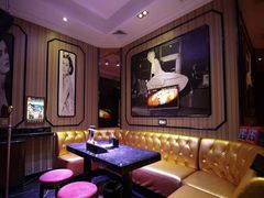 -皇马纯KTV·量贩·聚会(民治店)